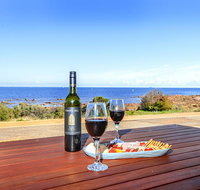 High Tide - Wallaroo Beachfront Property - Pet-Friendly - St Kilda Accommodation