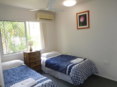 Holiday Apartment On The Esplanade - St Kilda Accommodation 1