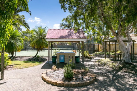 Holiday At The Marina - Hervey Bay - St Kilda Accommodation 2