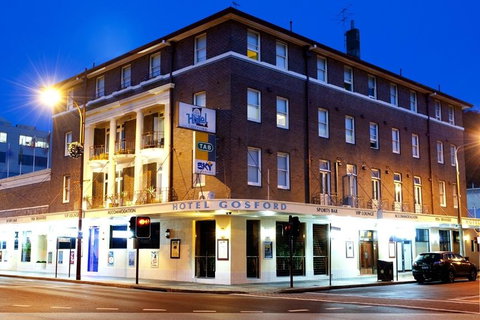 Hotel Gosford - St Kilda Accommodation 0