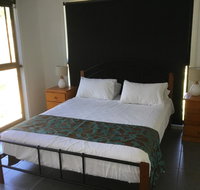Island Dreams - St Kilda Accommodation