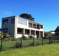 Island Getaway - St Kilda Accommodation