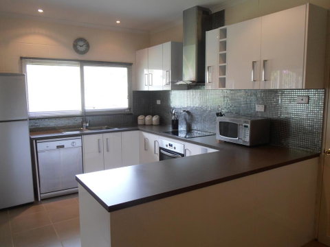 Jambala Beach House - St Kilda Accommodation 3