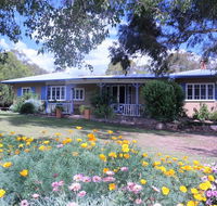 James Farmhouse - St Kilda Accommodation