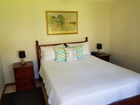 Jervis Bay Blue - Vincentia - St Kilda Accommodation 3