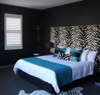 Junction Hotel - St Kilda Accommodation