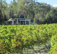 Just Red Wines Cabins - St Kilda Accommodation
