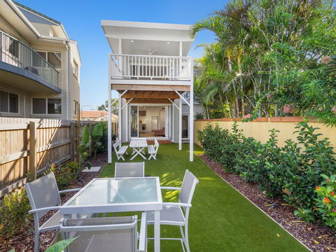 KINGY BEACH HOUSE @ 162 - St Kilda Accommodation 1