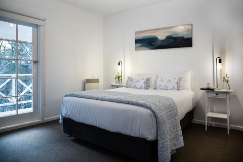 Lake Daylesford Apartment 7 - St Kilda Accommodation 1