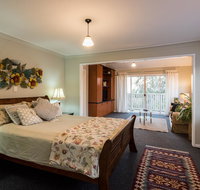 Land Of Lost Treasure - St Kilda Accommodation