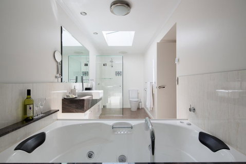 Luna Blu - Luxury B&B - St Kilda Accommodation 2