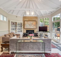 Luxe Mountain Retreat - Katoomba - 4 Bed  Bath - St Kilda Accommodation