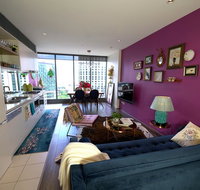 Luxury 2BR Apartment with amazing skyline view crown - St Kilda Accommodation