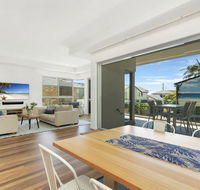 Luxury on Currumbin Beach - St Kilda Accommodation