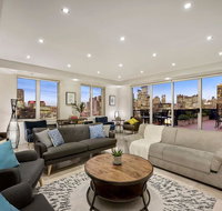 Luxury Penthouse 3BDR Inner City LRG Group WIFI - St Kilda Accommodation