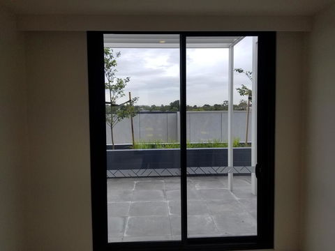 M City Self Contained Apartment - St Kilda Accommodation 2