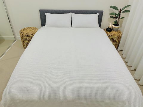 M-City 2 BR And 2 BA Apartment With Parking - St Kilda Accommodation 2