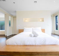 Magnificent lux stayMont Albert 4BR/WIFI/Garage - St Kilda Accommodation