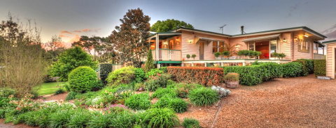 Maleny Homestead & Cottage - St Kilda Accommodation 2