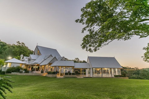Maleny Manor - St Kilda Accommodation 3