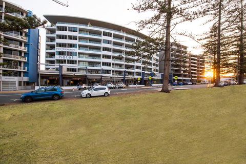 Mantra The Observatory - St Kilda Accommodation 0