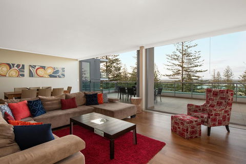 Mantra The Observatory - St Kilda Accommodation 1