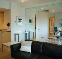 Melbourne Seaviews Pool  Tennis - St Kilda Accommodation