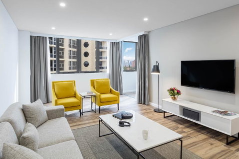 Meriton Suites Bondi Junction - St Kilda Accommodation 2