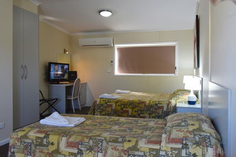 Mia Motel - St Kilda Accommodation 1