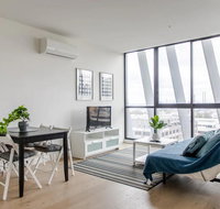 Modern 1 Bedroom Apartment With Rooftop Terrace And Spa - St Kilda Accommodation