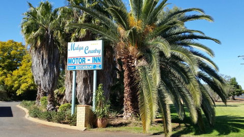 Mulga Country Motor Inn - St Kilda Accommodation 2