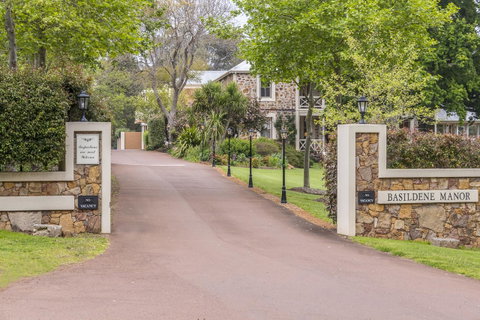 Grand Mercure Basildene Manor - St Kilda Accommodation 15