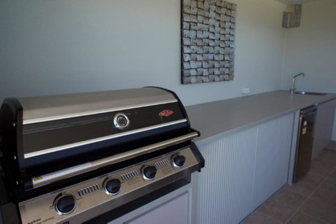 The Urban Beach House - St Kilda Accommodation 19