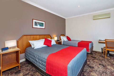 Quality Hotel Bayswater - St Kilda Accommodation 12