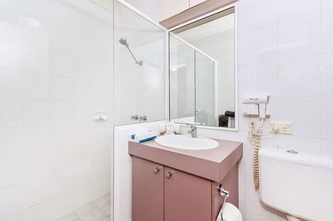 Quality Hotel Bayswater - St Kilda Accommodation 19