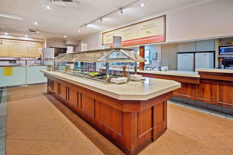 Quality Hotel Bayswater - St Kilda Accommodation 17