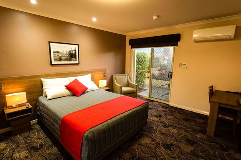 Quality Hotel Bayswater - St Kilda Accommodation 1