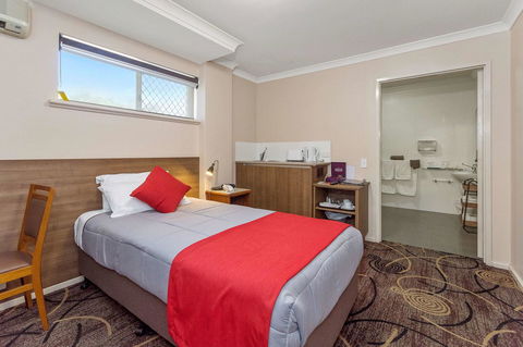 Quality Hotel Bayswater - St Kilda Accommodation 18