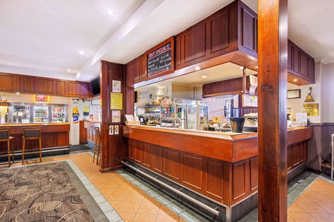 Quality Hotel Bayswater - St Kilda Accommodation 23