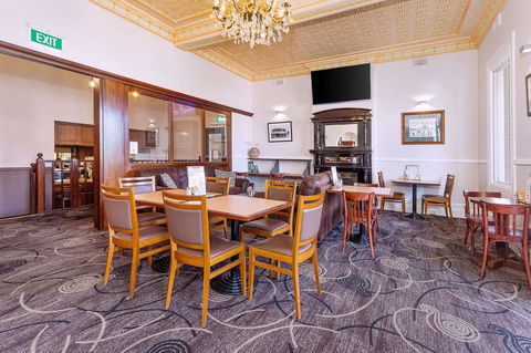 Quality Hotel Bayswater - St Kilda Accommodation 16