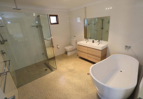 Swan Valley Sisters - St Kilda Accommodation 12