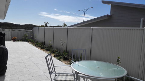 Alkimos Beach Cottage - St Kilda Accommodation 8
