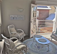 Fremantle Local Beach Studio - St Kilda Accommodation