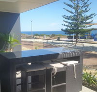 Mandurah beach front apartment - St Kilda Accommodation