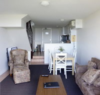 Oceanside 8 - St Kilda Accommodation