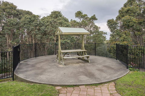 A Hidden Bush Delight - St Kilda Accommodation 8