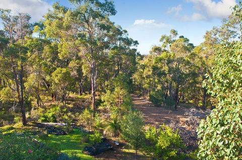 A Hidden Bush Delight - St Kilda Accommodation 30