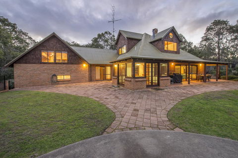 A Hidden Bush Delight - St Kilda Accommodation 4