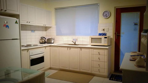 Island View Villas - St Kilda Accommodation 22