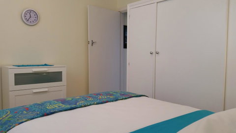 Island View Villas - St Kilda Accommodation 4
